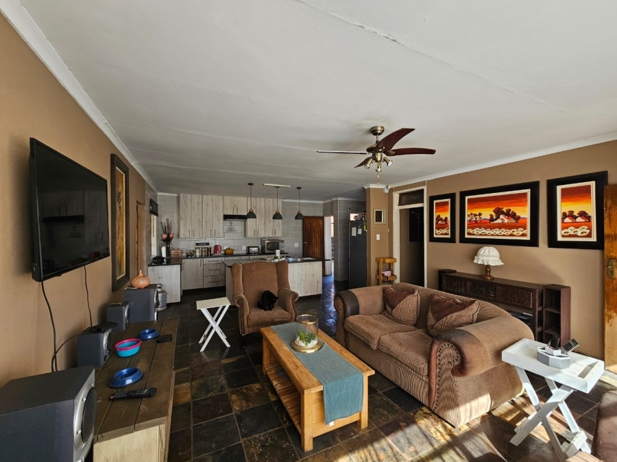 3 Bedroom Property for Sale in Miederpark North West